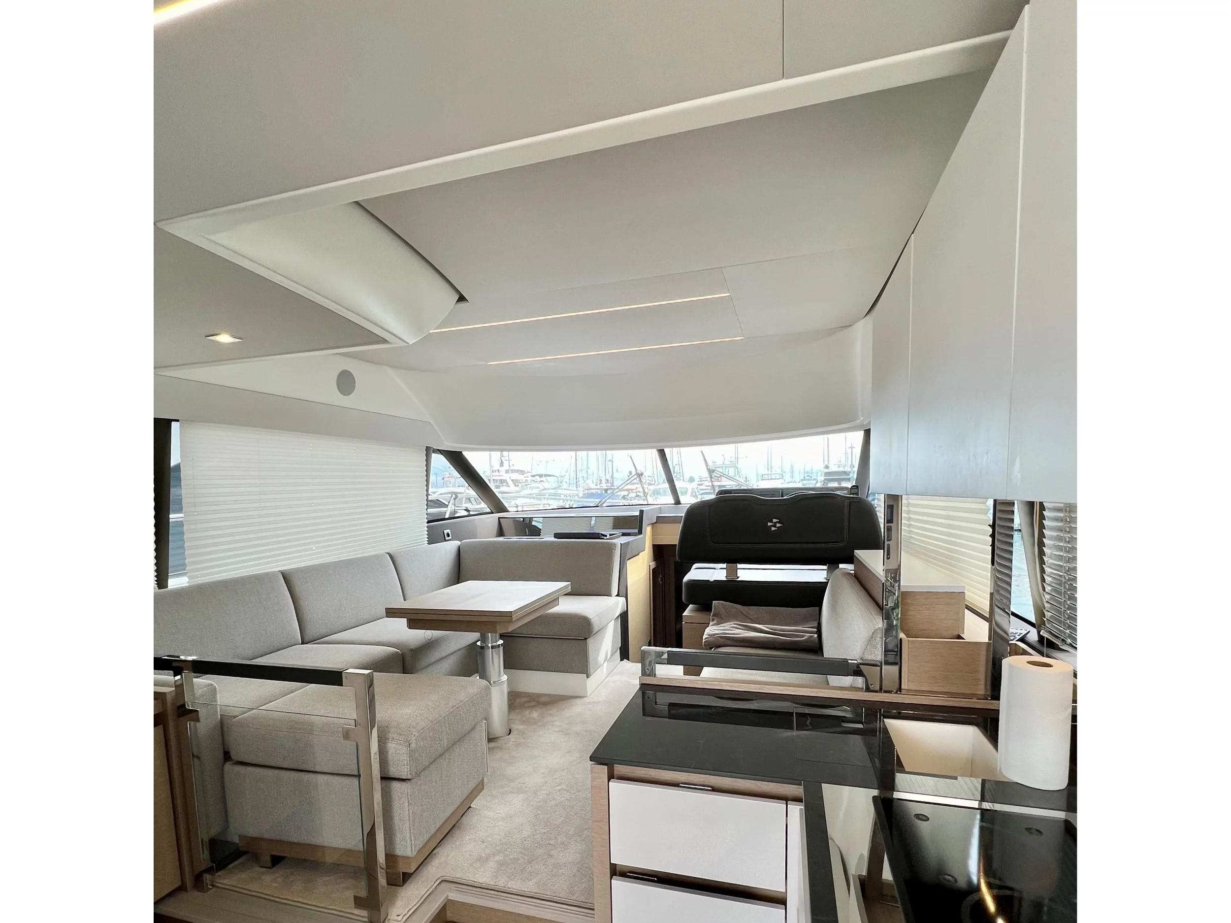 Prestige 460 (Perfect Life) Interior image - 1
