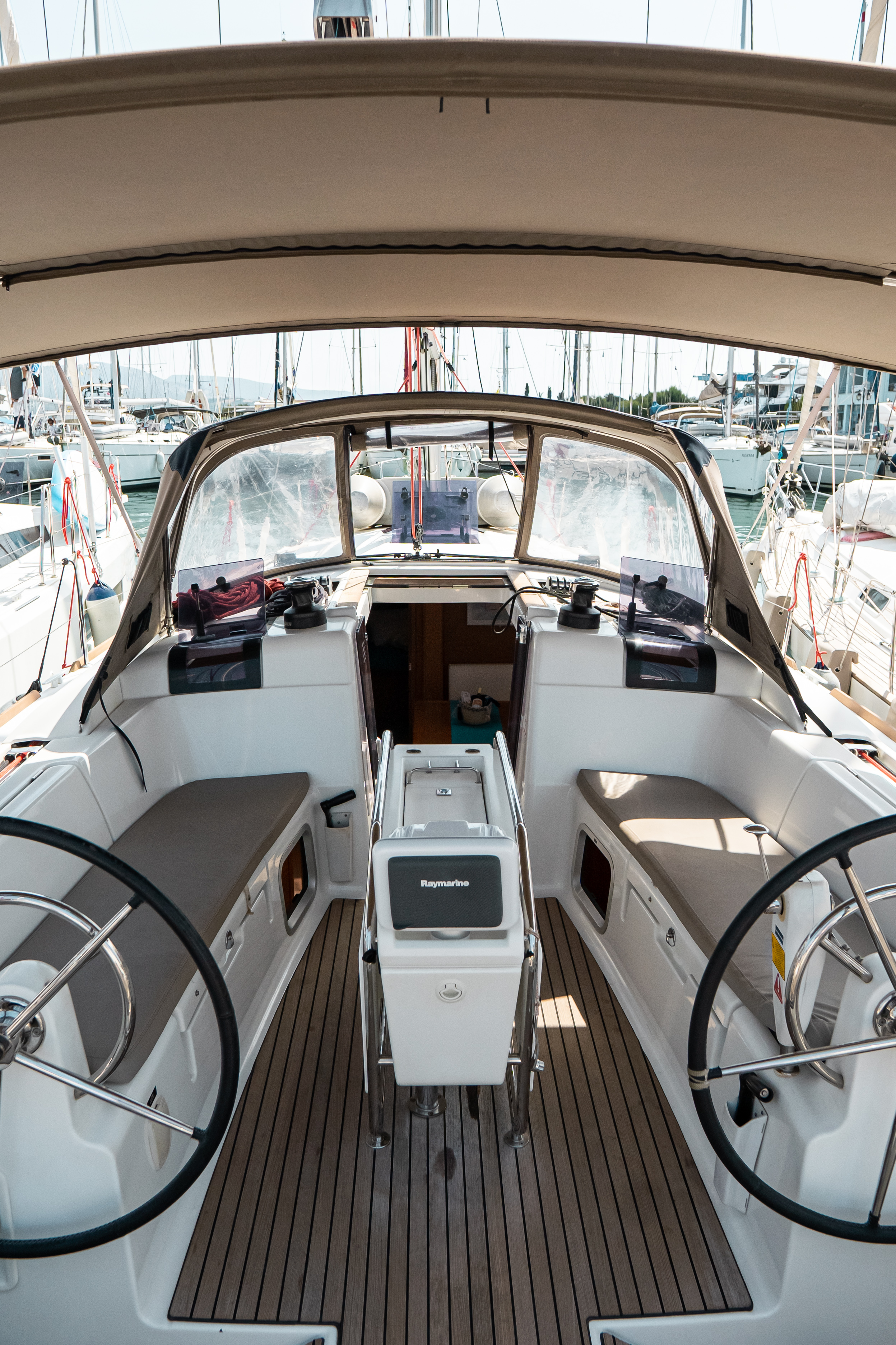 Photo #6 - Sun Odyssey 419 (IZZI Boat location in LEFKAS MARINA, D-marin) in Lefkada - 12152