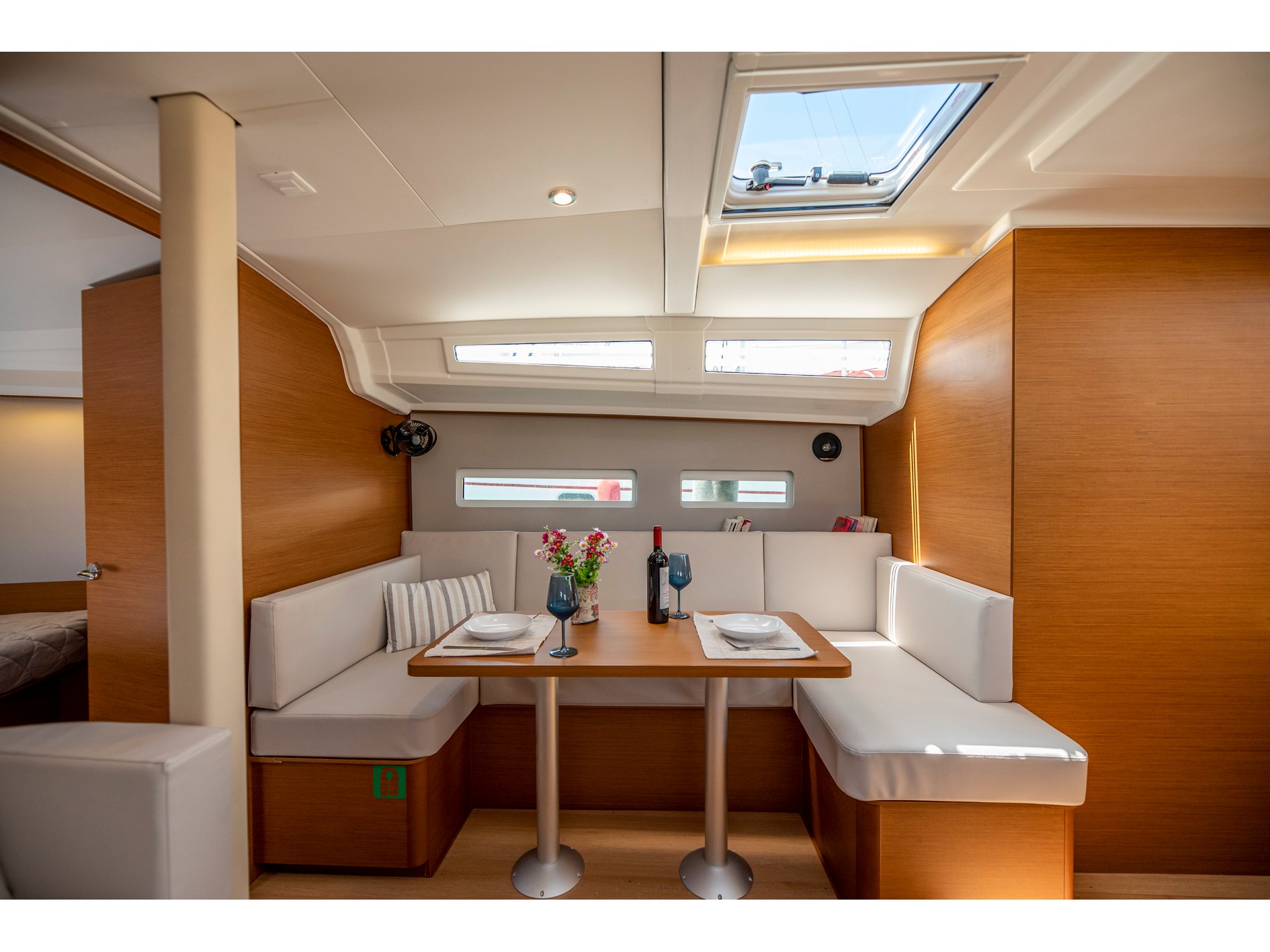 Photo #6 - Sun Odyssey 410 (Garfish) in Lefkada - 18608