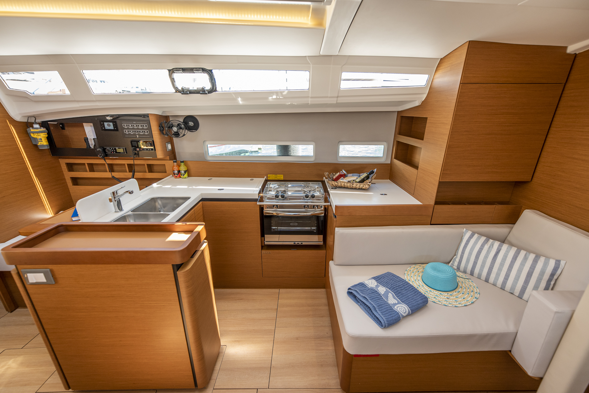 Photo #17 - Sun Odyssey 410 (Garfish) in Lefkada - 18608