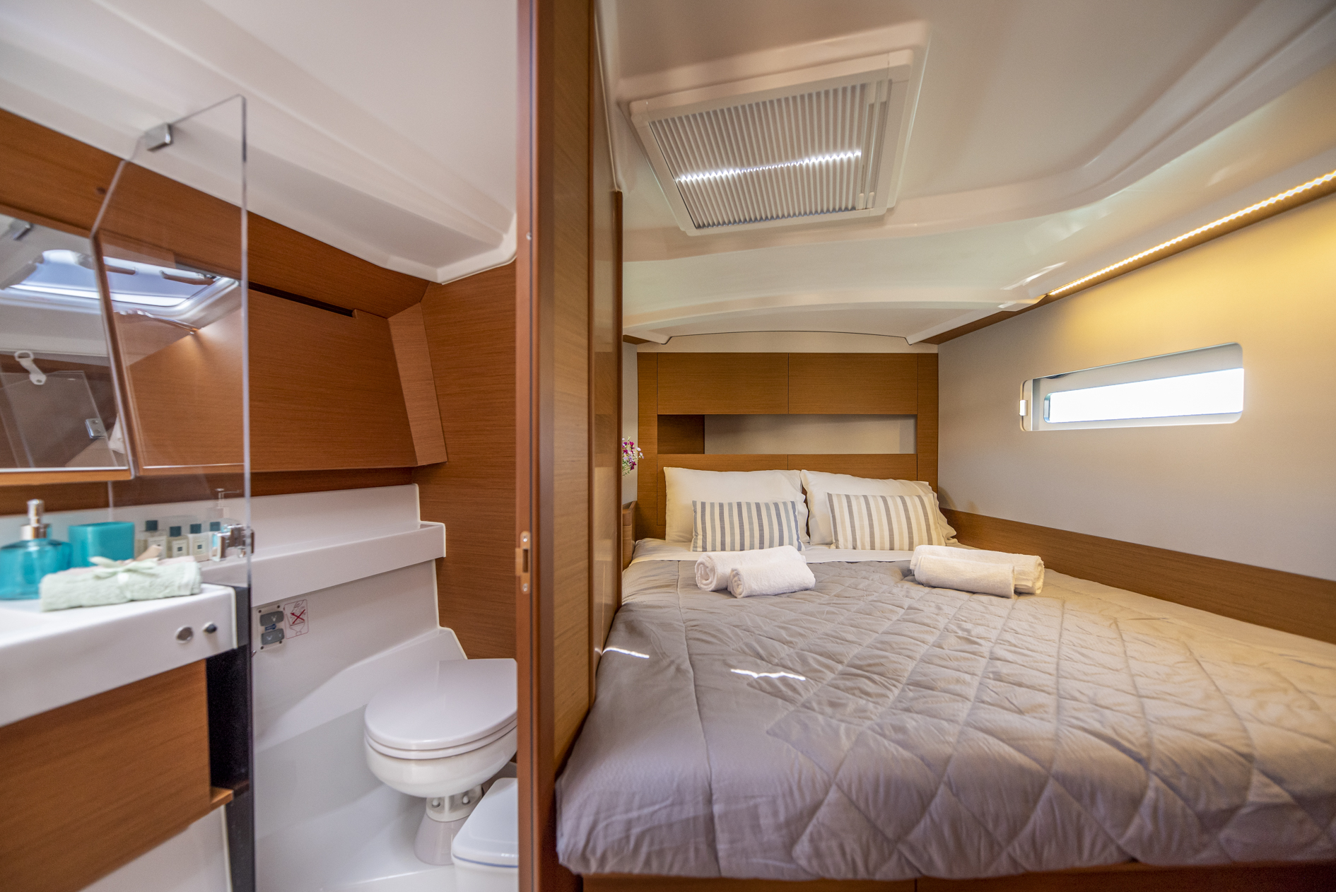 Photo #14 - Sun Odyssey 410 (Garfish) in Lefkada - 18608