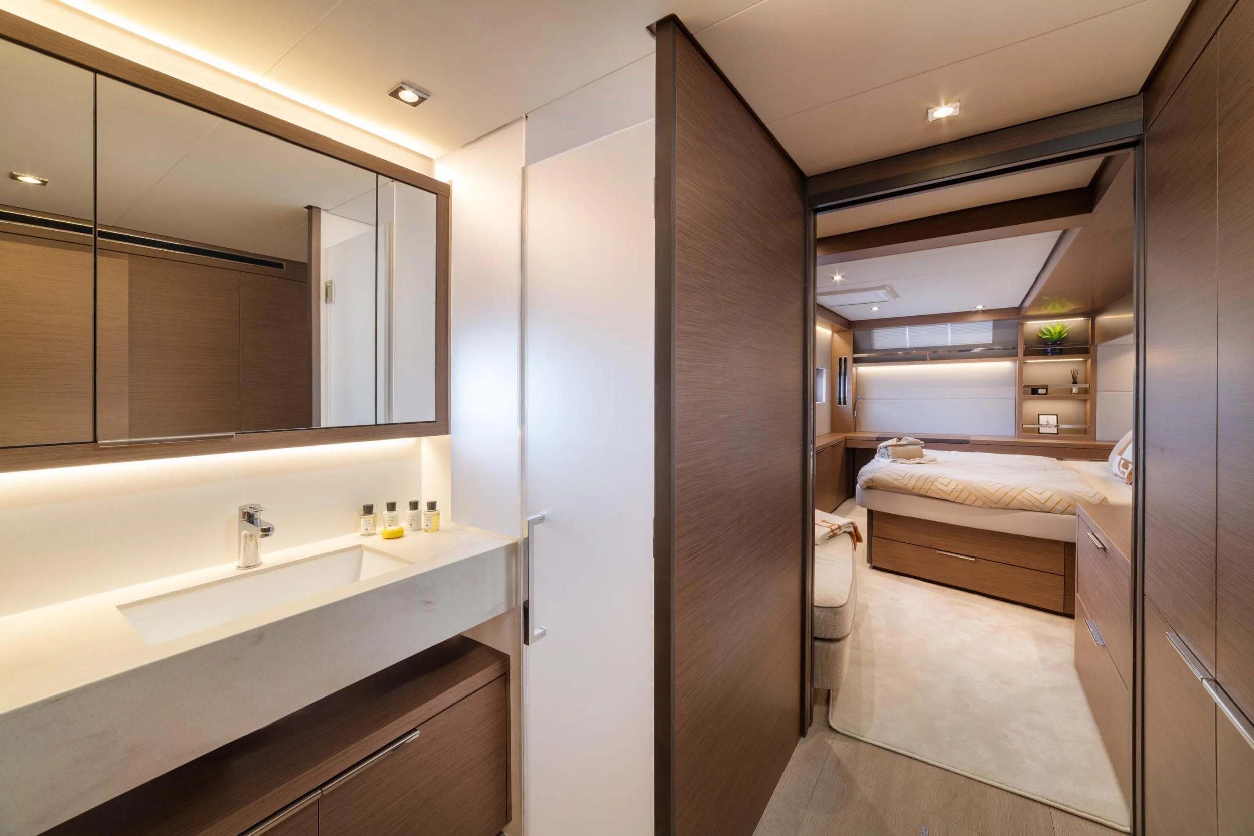 Lagoon 55 (PRINCESS S)  - 4