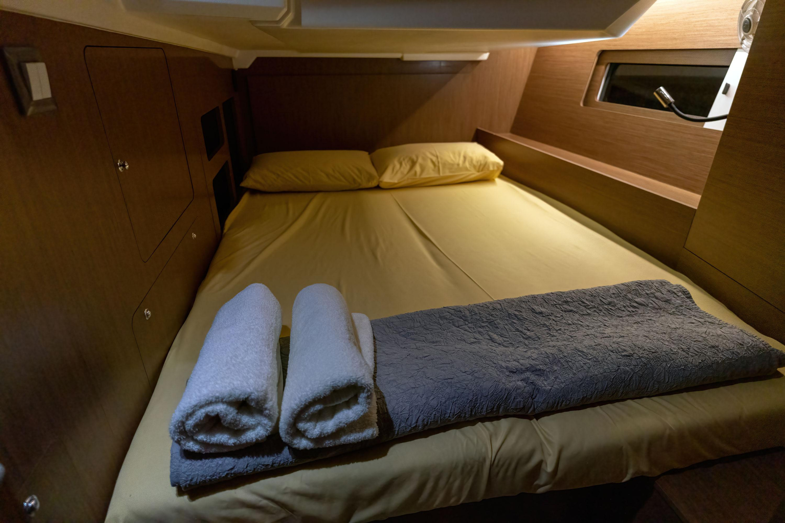 Photo #26 - Oceanis 46.1 ("Blue Odyssey, Beneteau Oceanis 46.1, 2020") en Nea Peramos - 17509