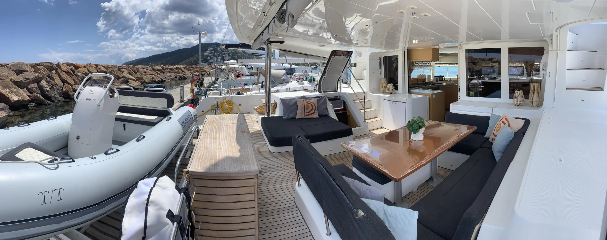 Lagoon 52F ( + crew) (GOA 10)  - 32