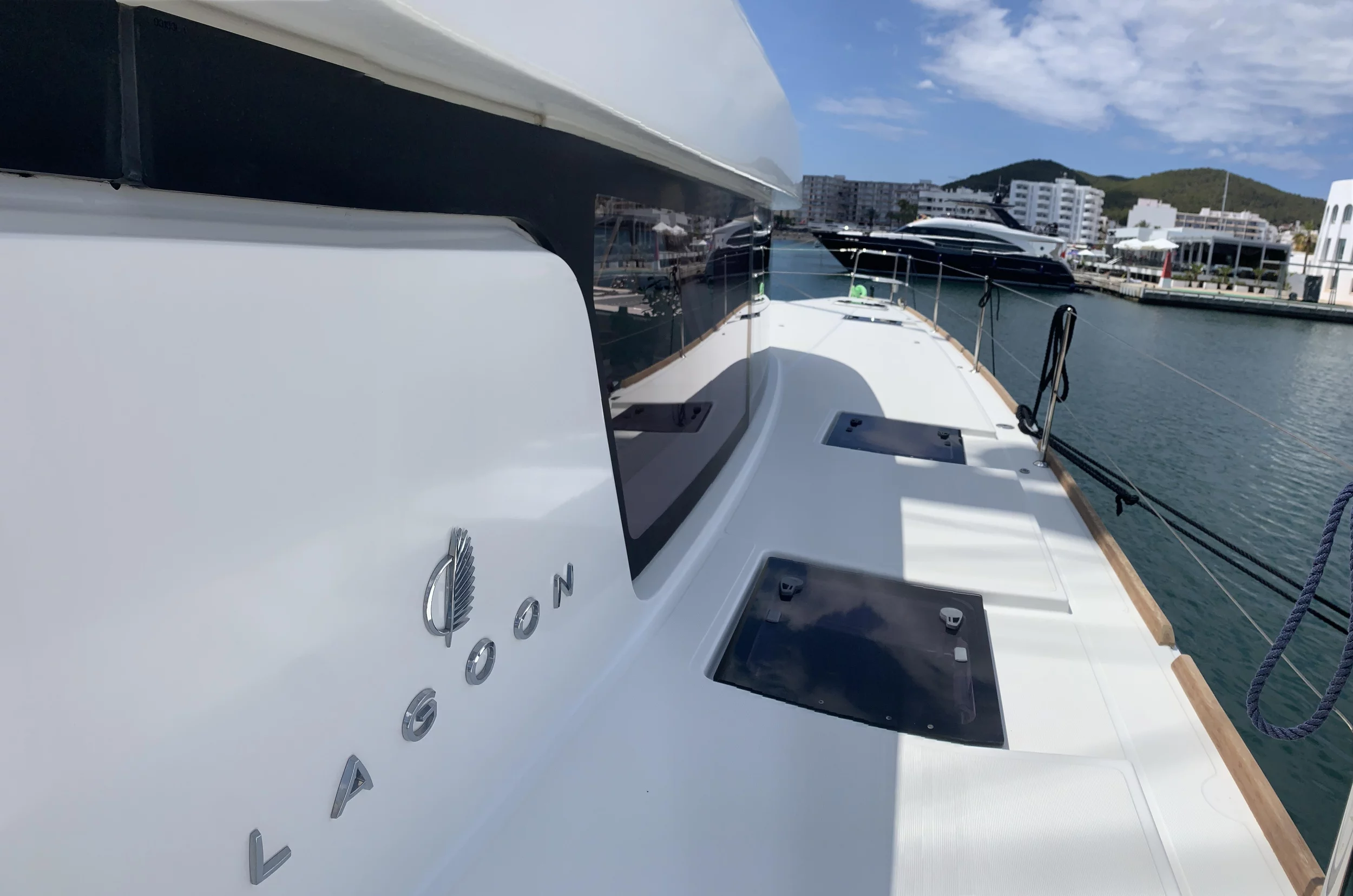 Lagoon 52F ( + crew) (GOA 10)  - 10