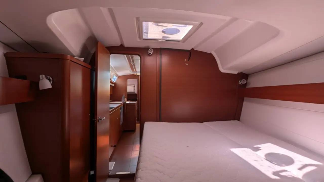 Photo #6 - Dufour 375 Grand Large (Tarann) in Saint-Quay-Portrieux - 62225