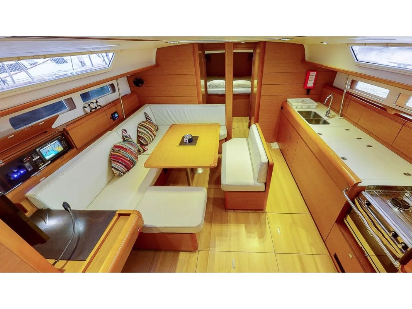 Jeanneau 469 (Haidi) Interior image - 12
