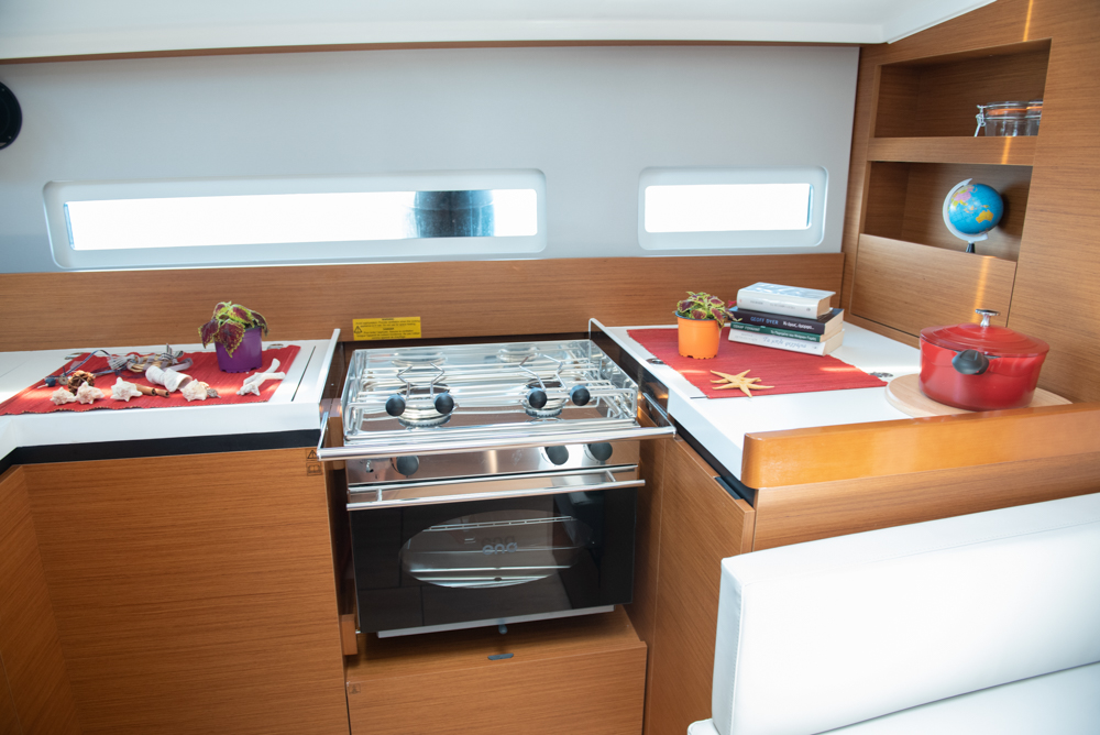 Photo #11 - Sun Odyssey 410 (Marianna) in Corfù - 16368
