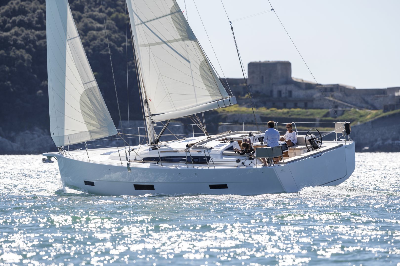 Photo #3 - Dufour 430 (First Love) in Skradin  - 18733