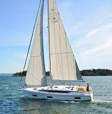 Photo #17 - Bavaria C42 (Kalispera) in Athen - 18743