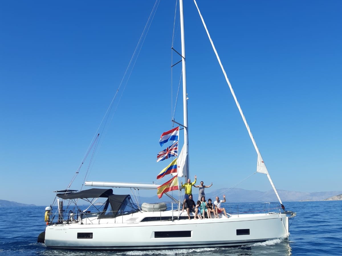 Photo #1 - Oceanis 46.1 10 pax (Bar-Bar) en Athènes - 18746