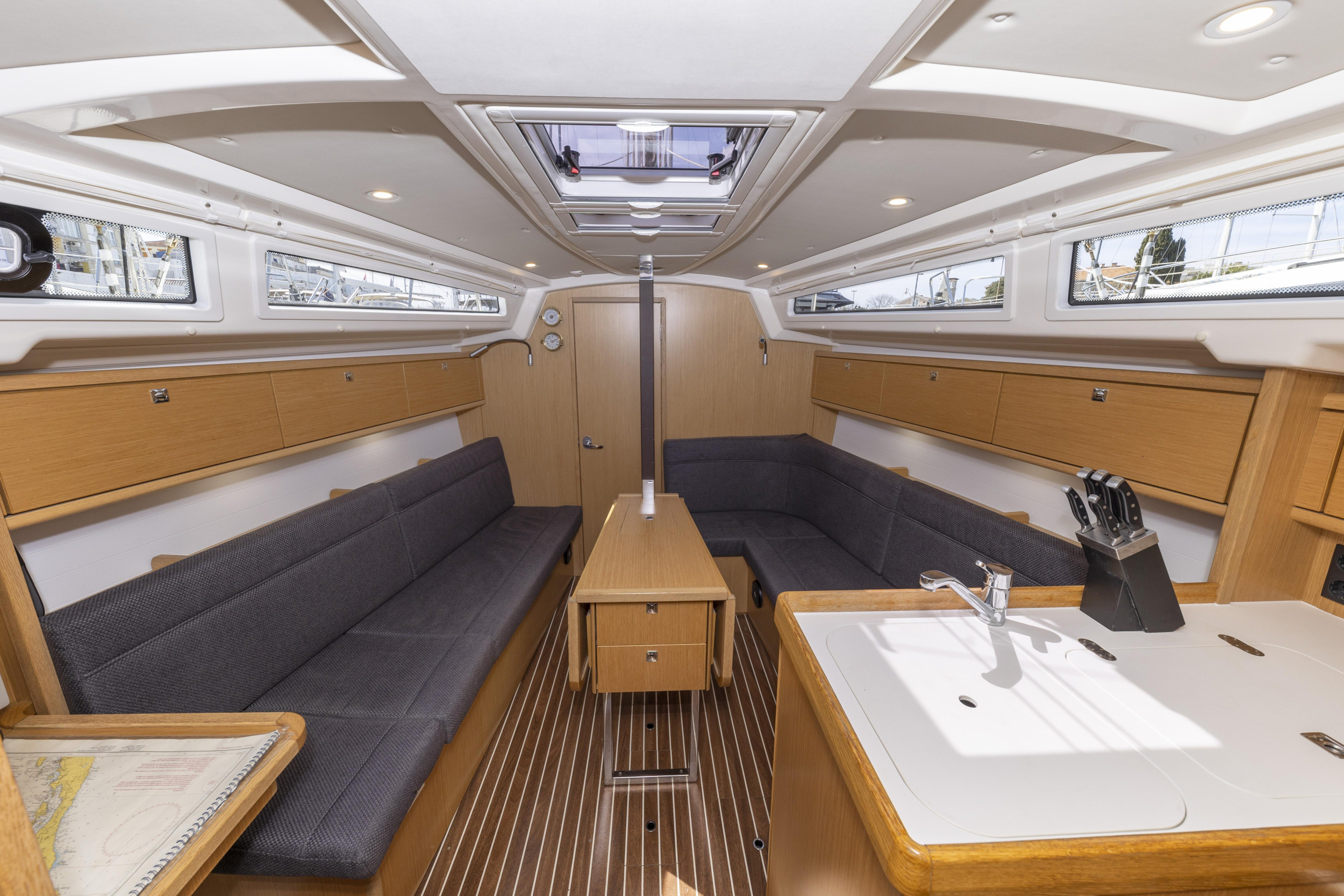 Photo #19 - Bavaria Cruiser 34 Style (Lina) en Zadar - 8896