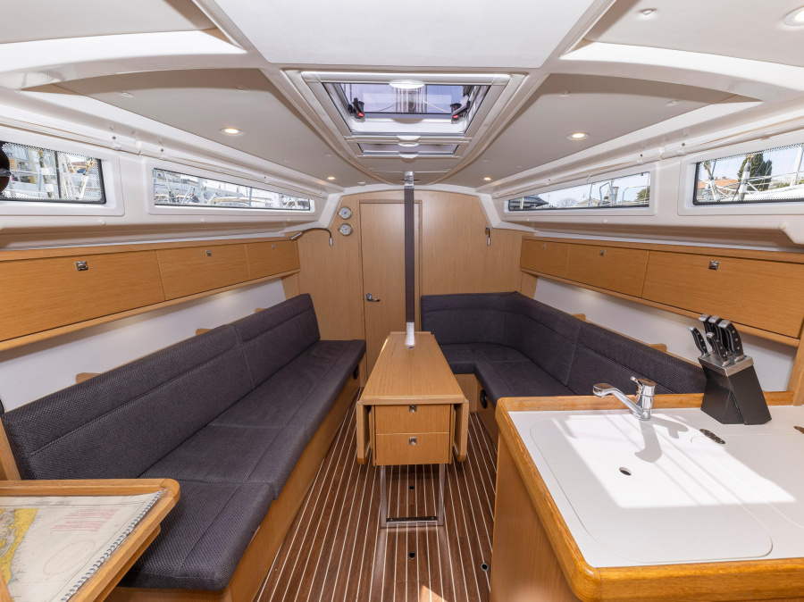 Photo #9 - Bavaria Cruiser 34 Style (Lena) en Zadar - 9512