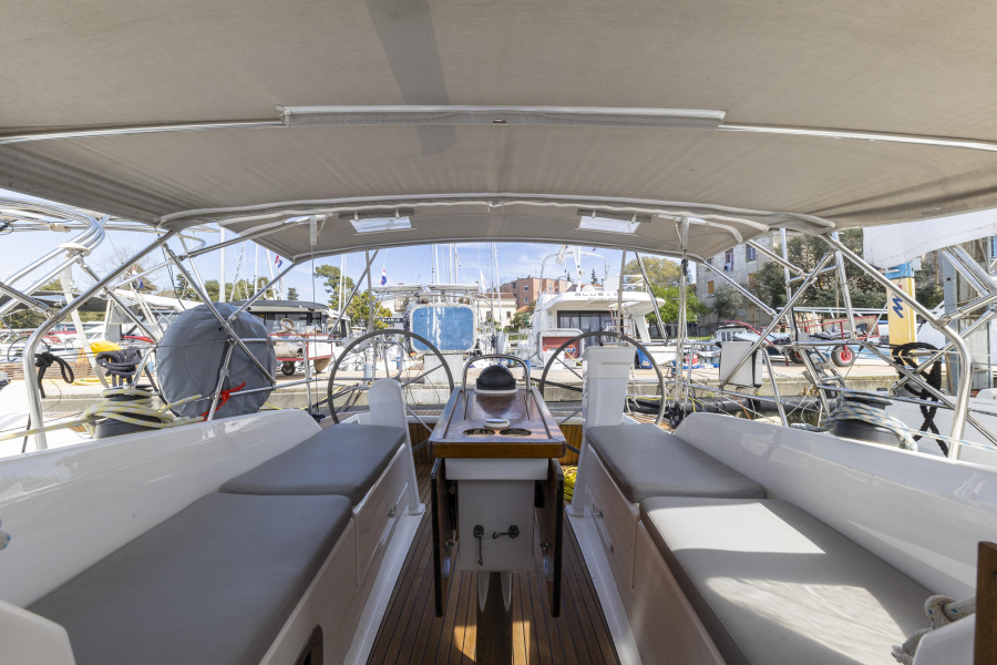 Photo #16 - Bavaria Cruiser 34 Style (Lena) en Zadar - 9512