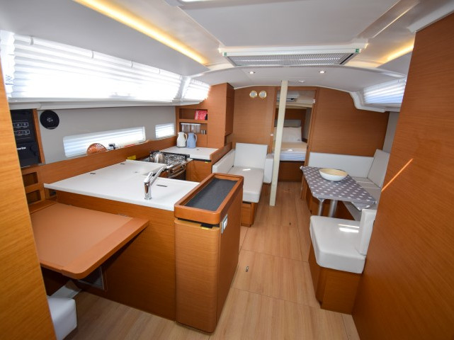 Photo #5 - Sun Odyssey 410 (Sky Asya) en Marmaris - 18785