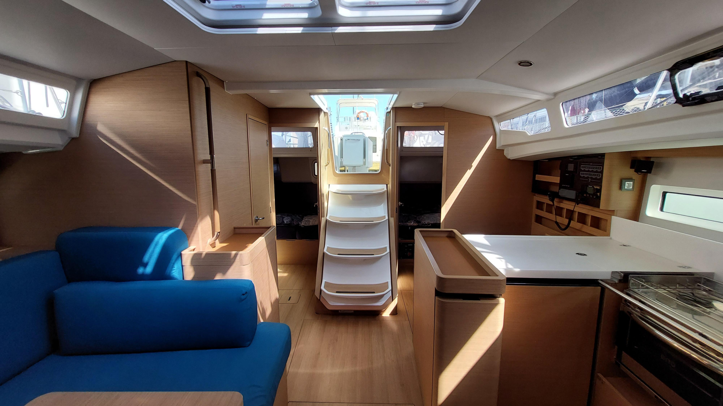 Photo #8 - Sun Odyssey 440 - 4 cabine - 2 bagni (Aquilante) in Castiglioncello - 63159