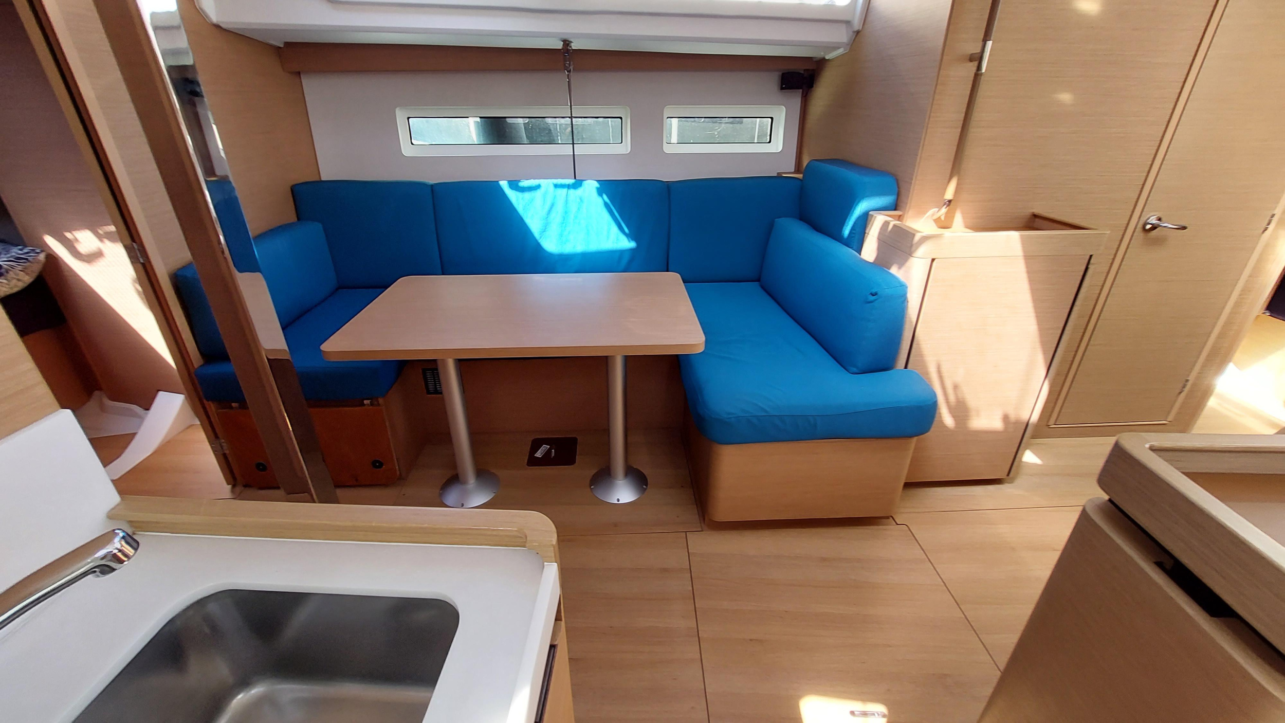 Photo #3 - Sun Odyssey 440 - 4 cabine - 2 bagni (Aquilante) in Castiglioncello - 63159