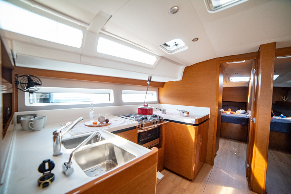 Photo #28 - Sun Odyssey 490 (Porto Fino) en Athènes - 16369