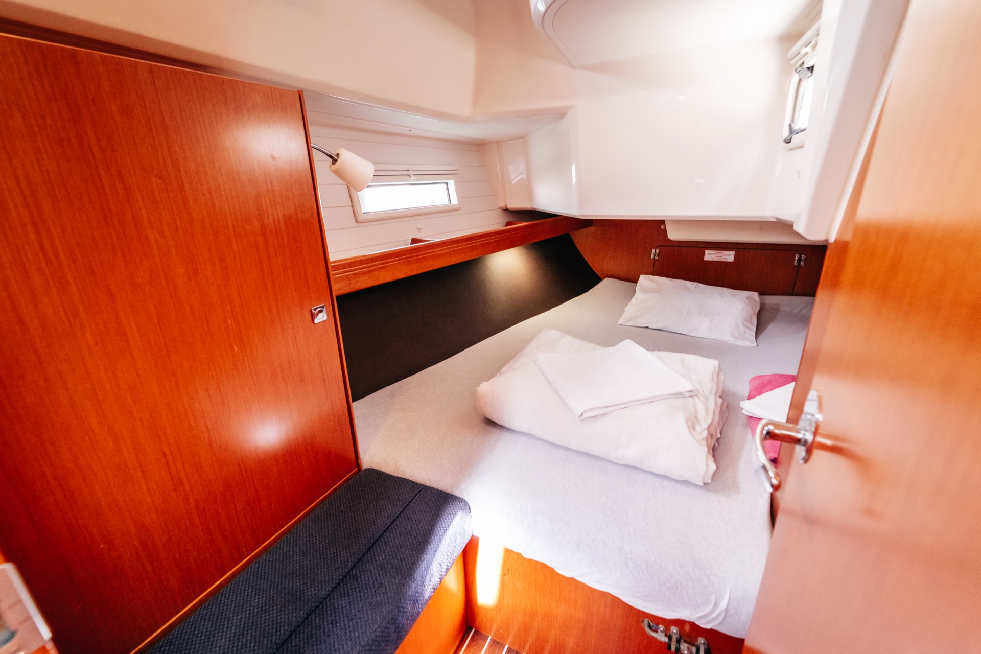 Photo #6 - Bavaria Cruiser 37 (Blue Tone) in Murter - 25070