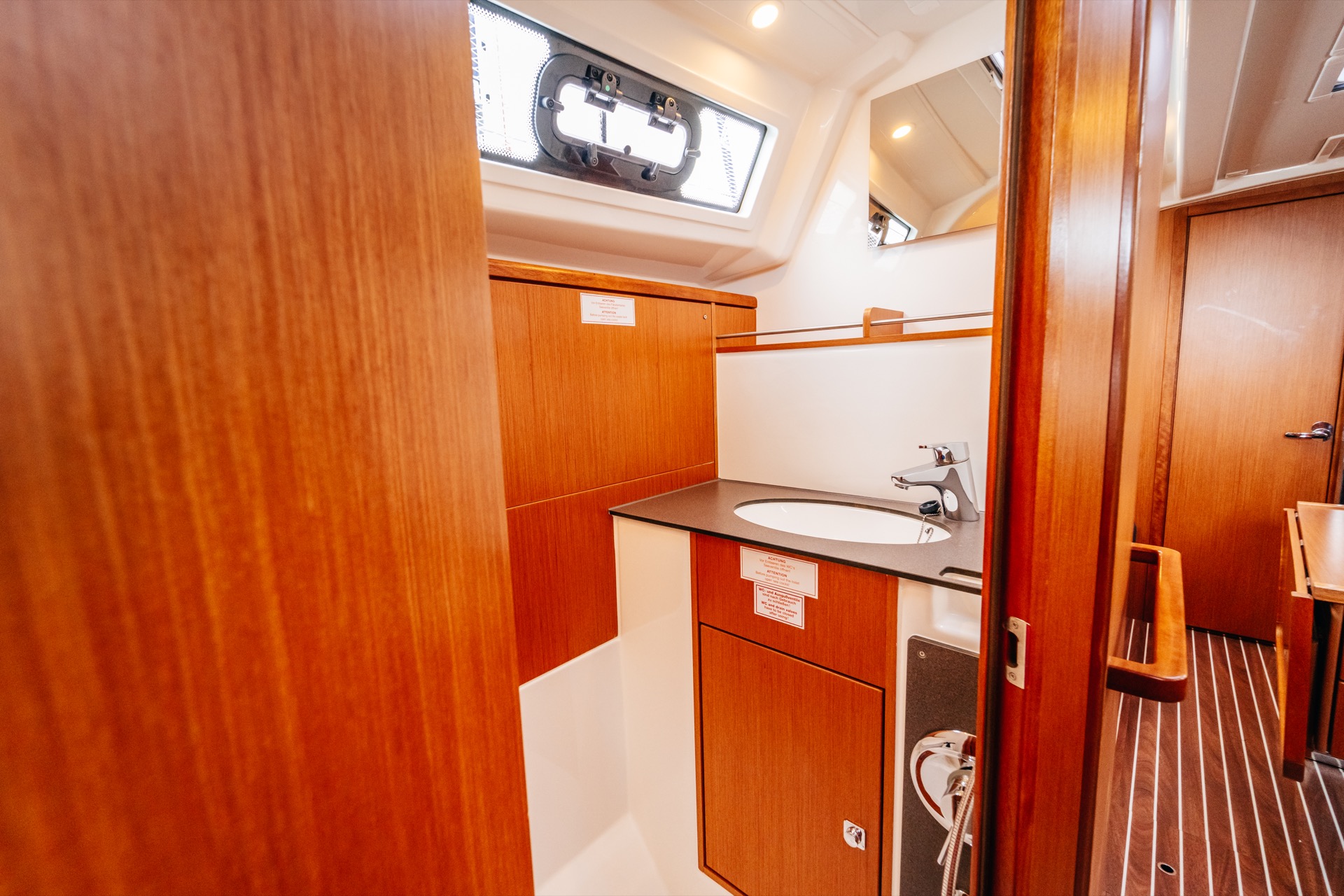 Photo #6 - Bavaria Cruiser 37 (Flinx) in Murter - 16232