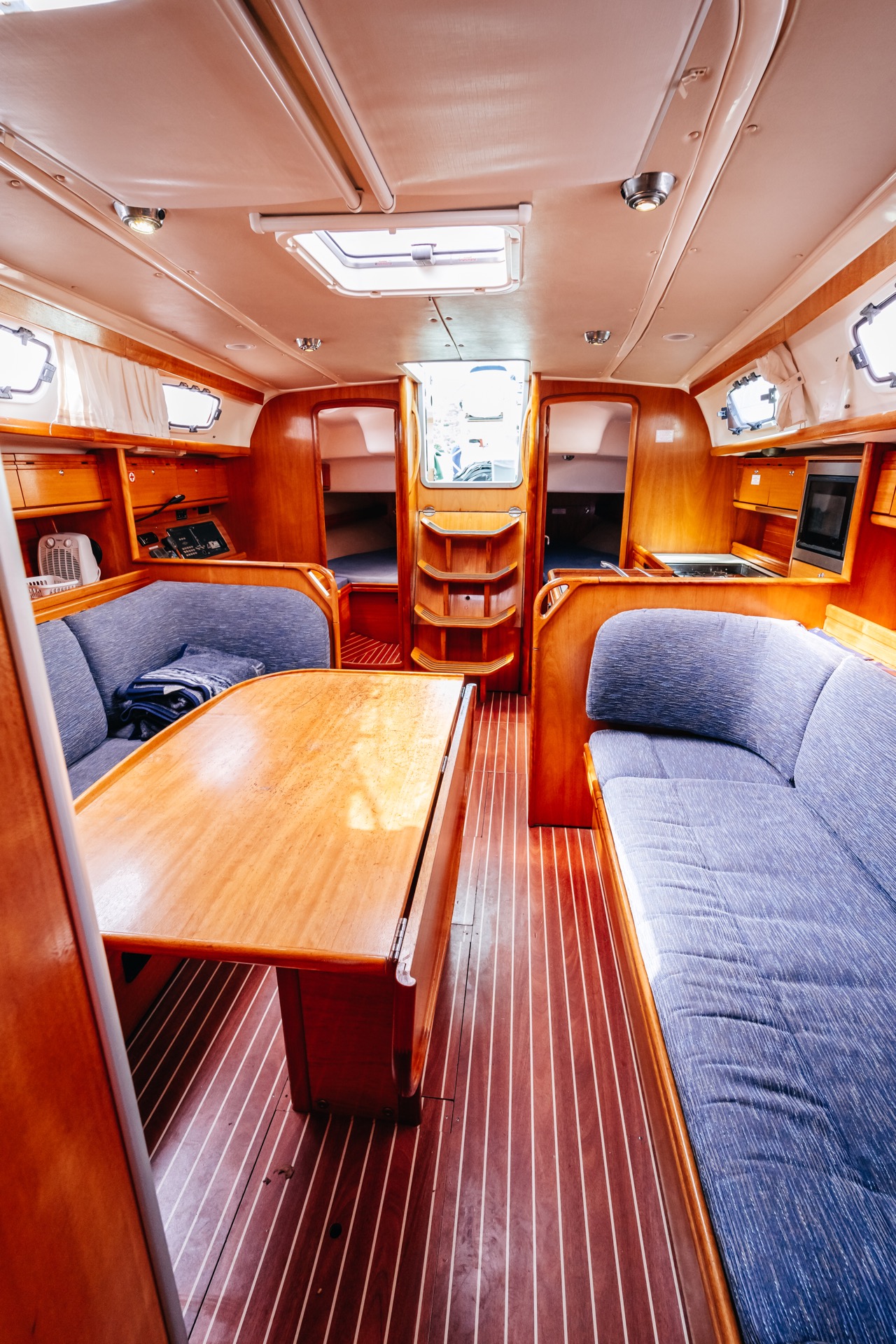 Photo #8 - Bavaria 38 Cruiser (Marge) en Murter - 3915