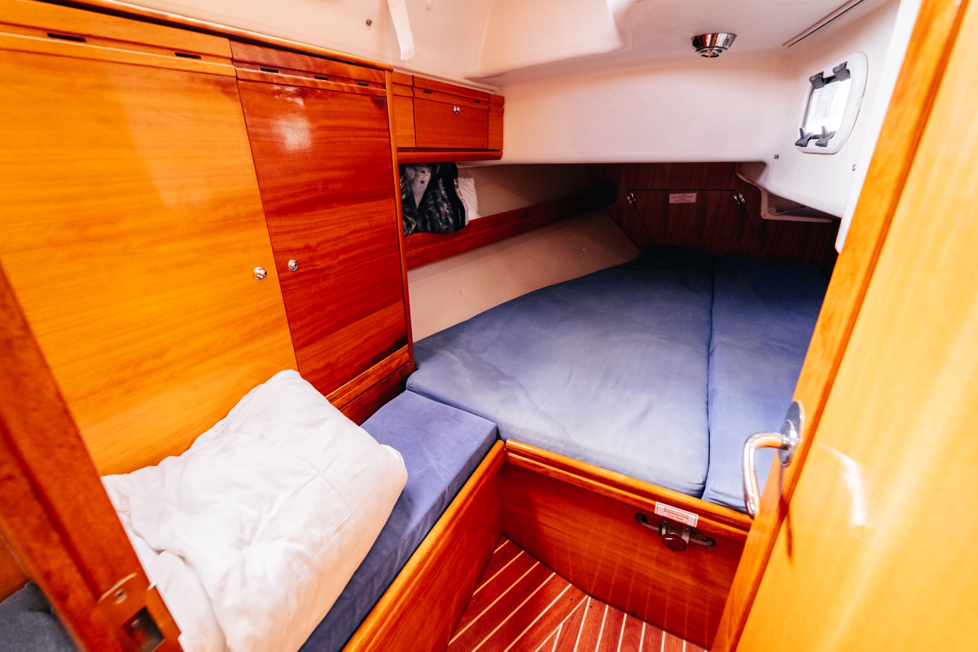 Photo #10 - Bavaria 38 Cruiser (Marge) en Murter - 3915