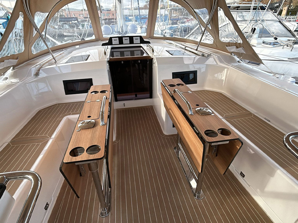 Photo #5 - Bavaria C46 (TOPAZ) in Palma - 21511