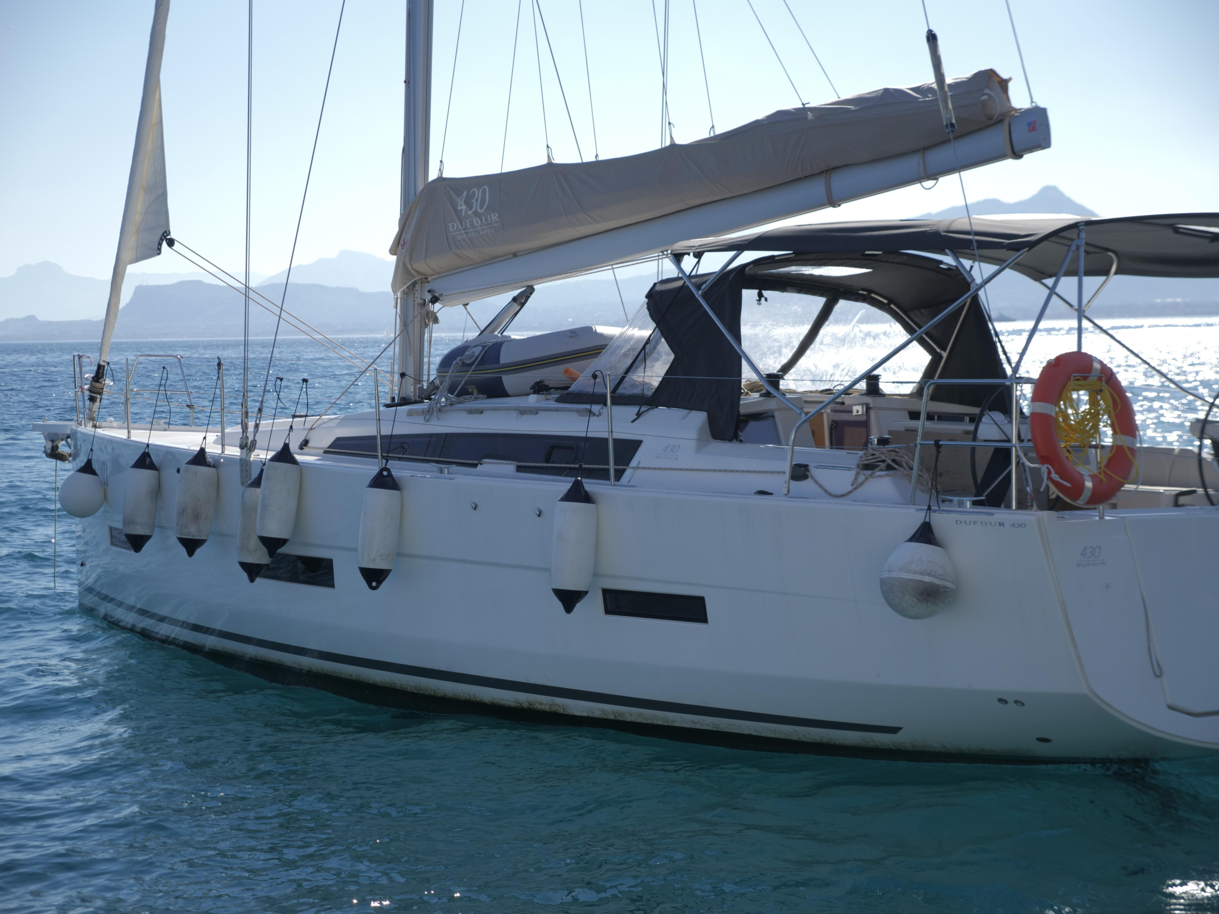 Photo #8 - Dufour 430 (Bloody Mary) en Milazzo - 12726