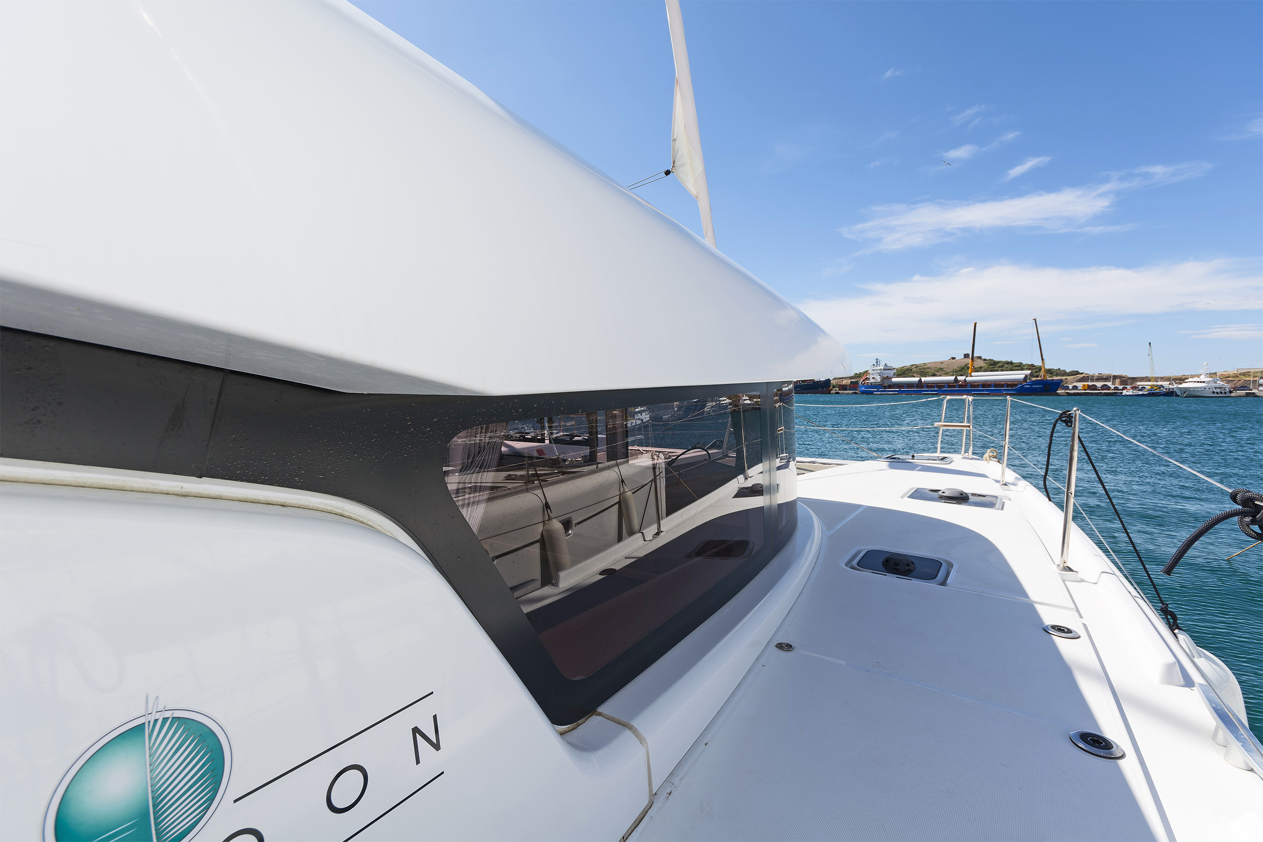 Photo #4 - Lagoon 42 & GEN & WM (Breeze) en Lavrion - 3893