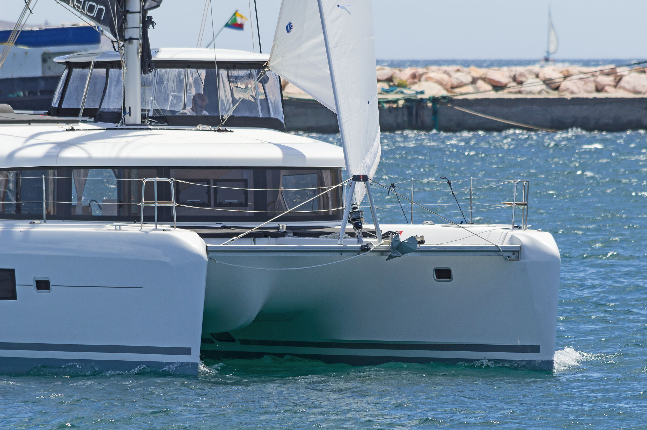 Photo #14 - Lagoon 42 & GEN & WM (Breeze) en Lavrion - 3893