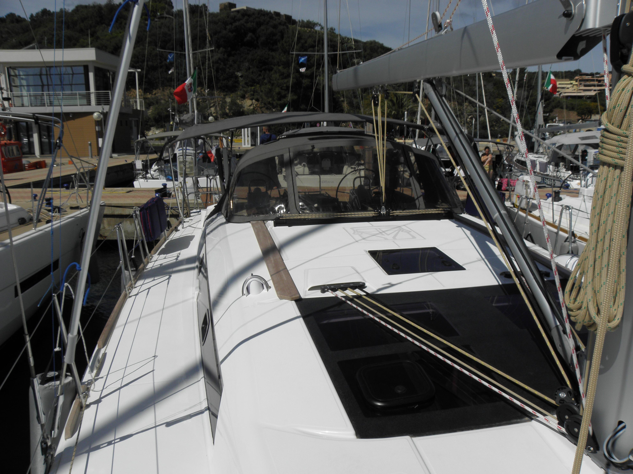 Photo #21 - Dufour 460 Grand Large 5Cab (Newt) in Portisco - 8065