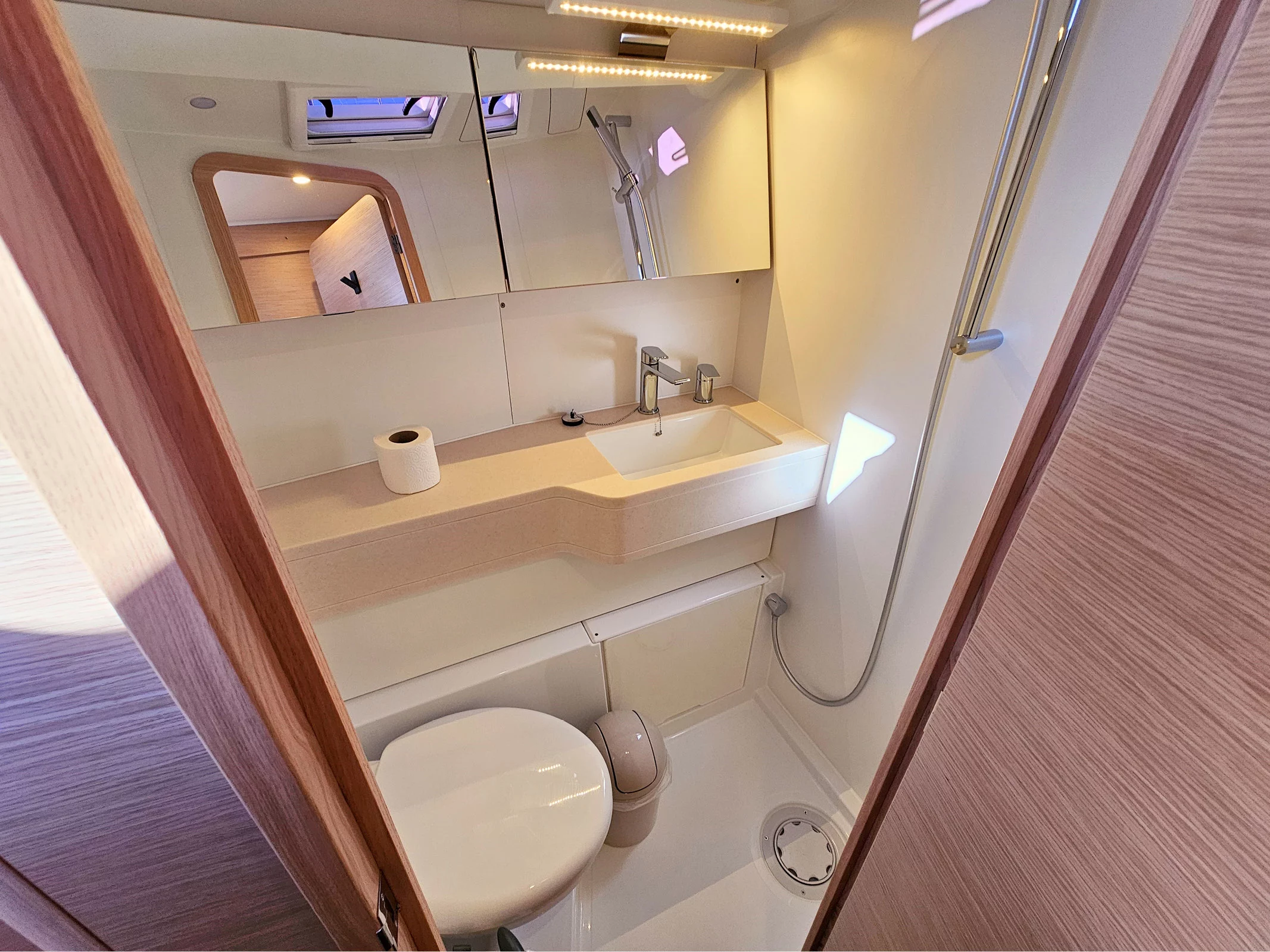 Dufour 44 Grand Large (Virtuoso)  - 7