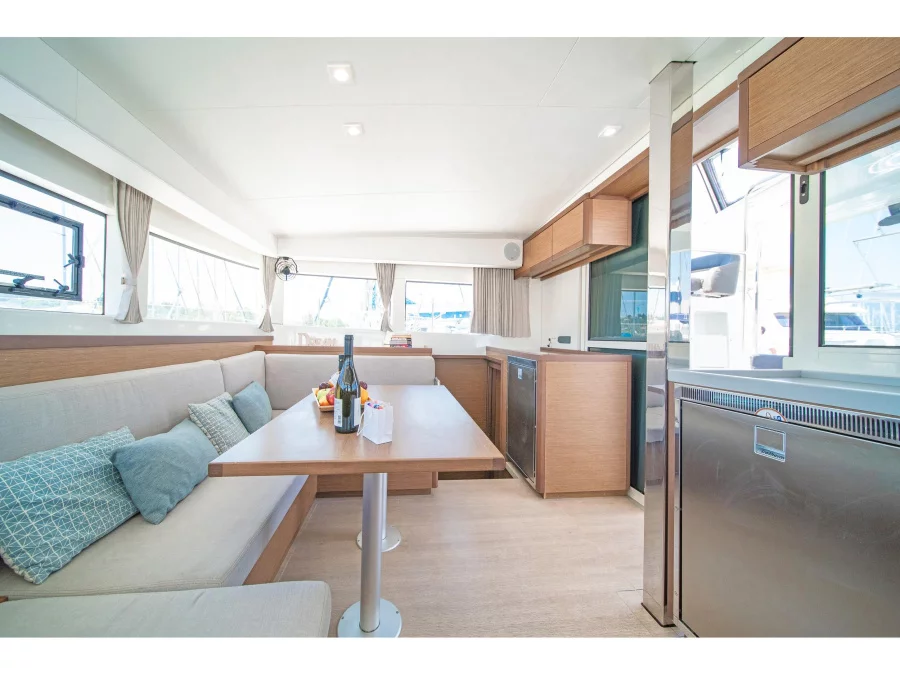 Lagoon 40 (L Avventura) Interior image - 8