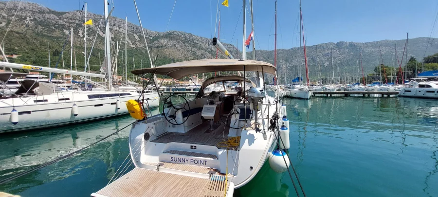 Bavaria Cruiser 46 (Sunny Point)  - 8