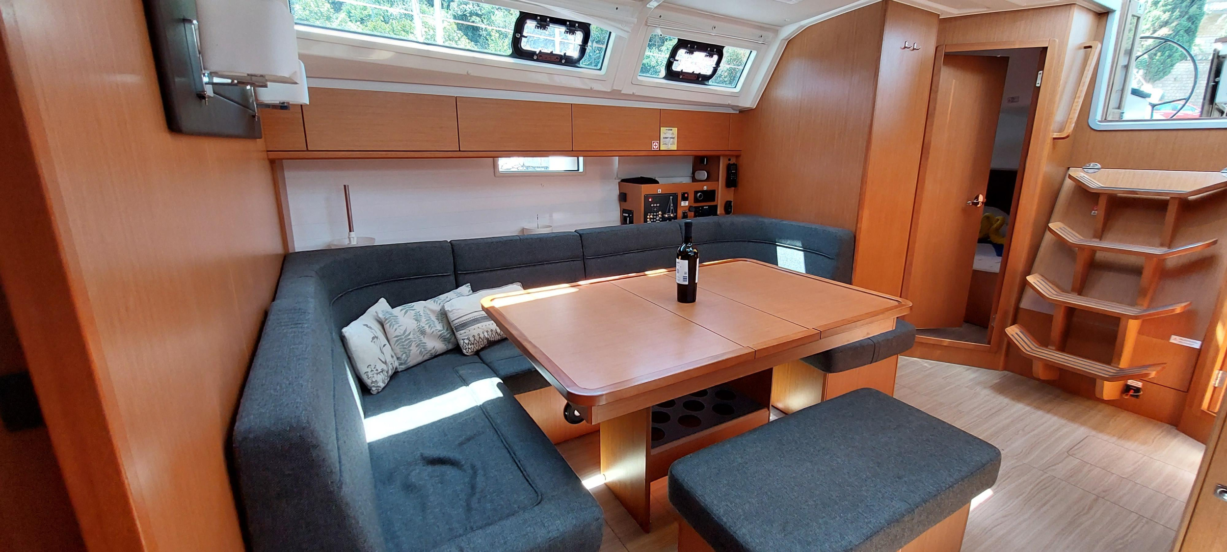 Photo #5 - Bavaria Cruiser 46 (Sunny Point) en Dubrovnik - 15382