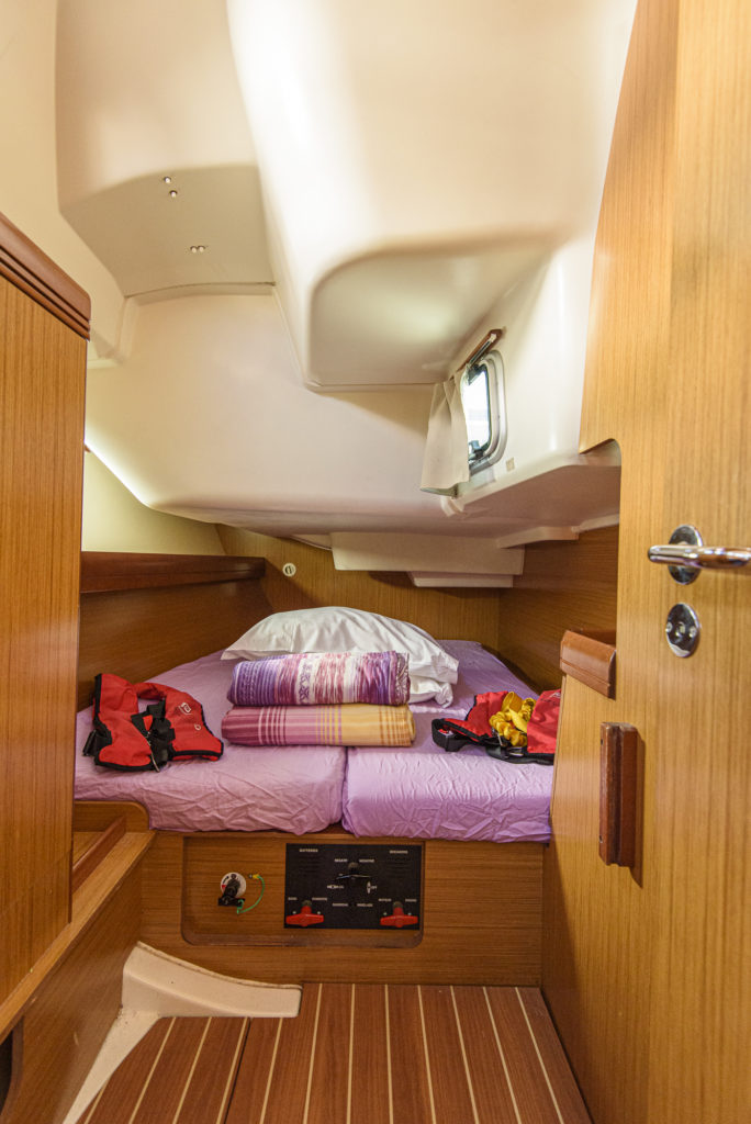 Photo #16 - Sun Odyssey 42 i (Benoit) in San Vincenzo - 6389