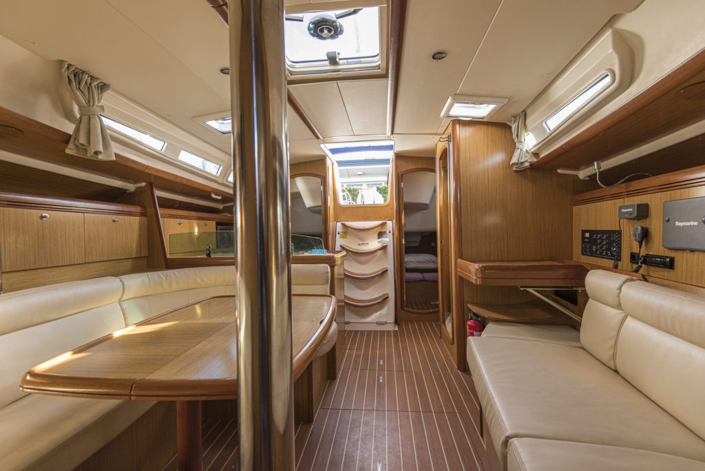 Photo #11 - Sun Odyssey 42 i (Benoit) in San Vincenzo - 6389