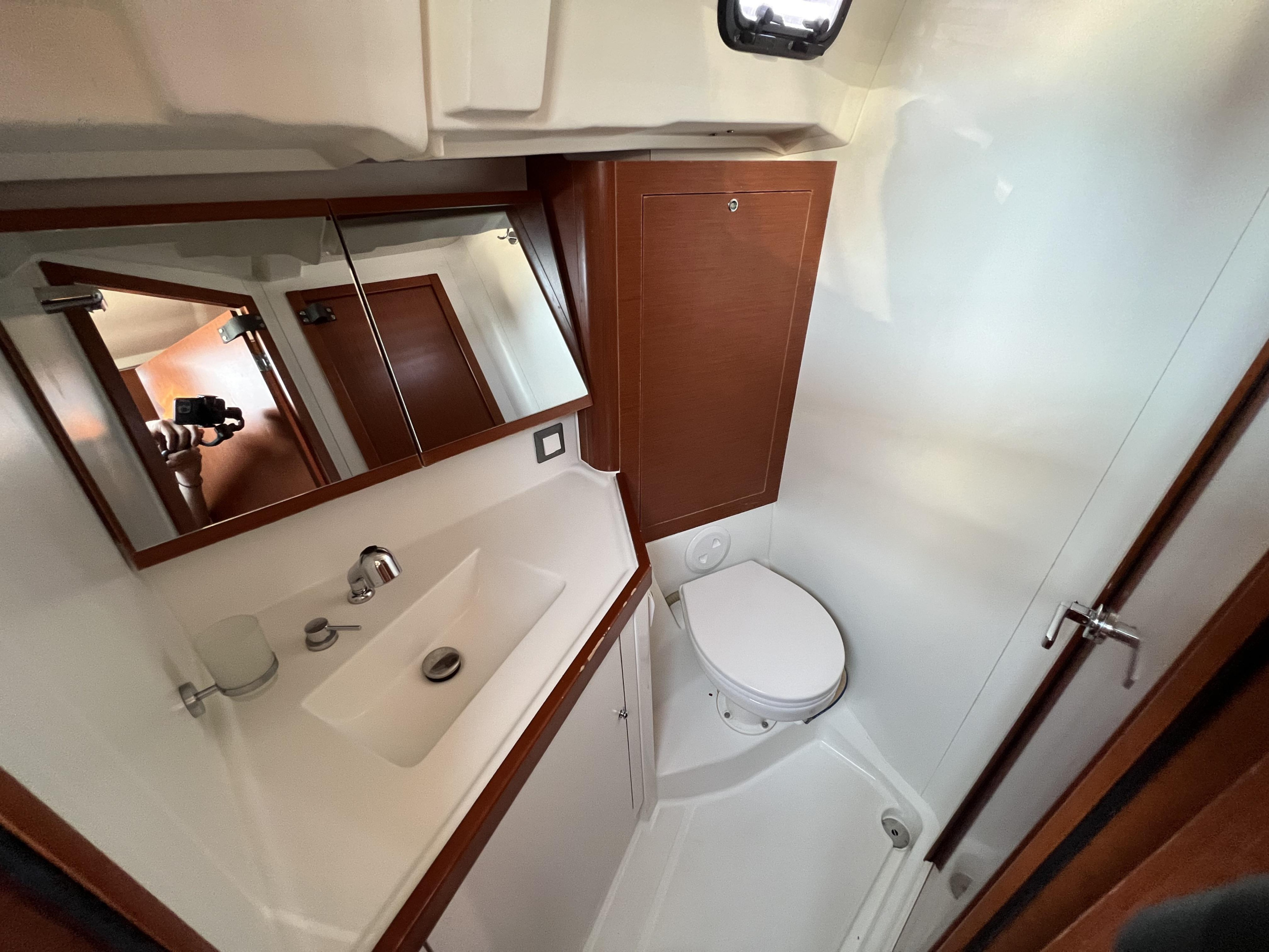 Photo #34 - Oceanis 46.1 (Ostria) in Atene - 18822