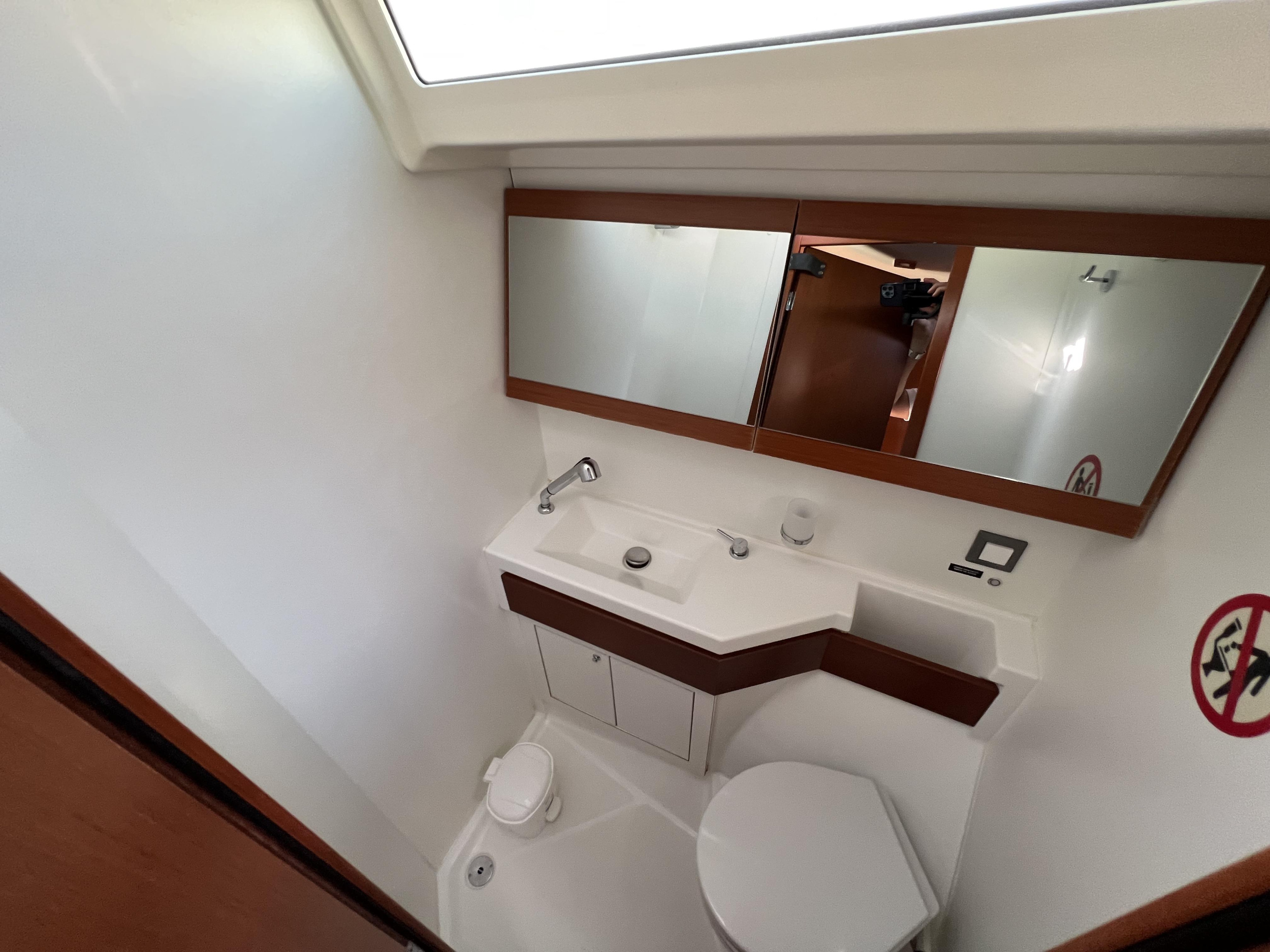 Photo #6 - Oceanis 46.1 (Ostria) in Atene - 18822