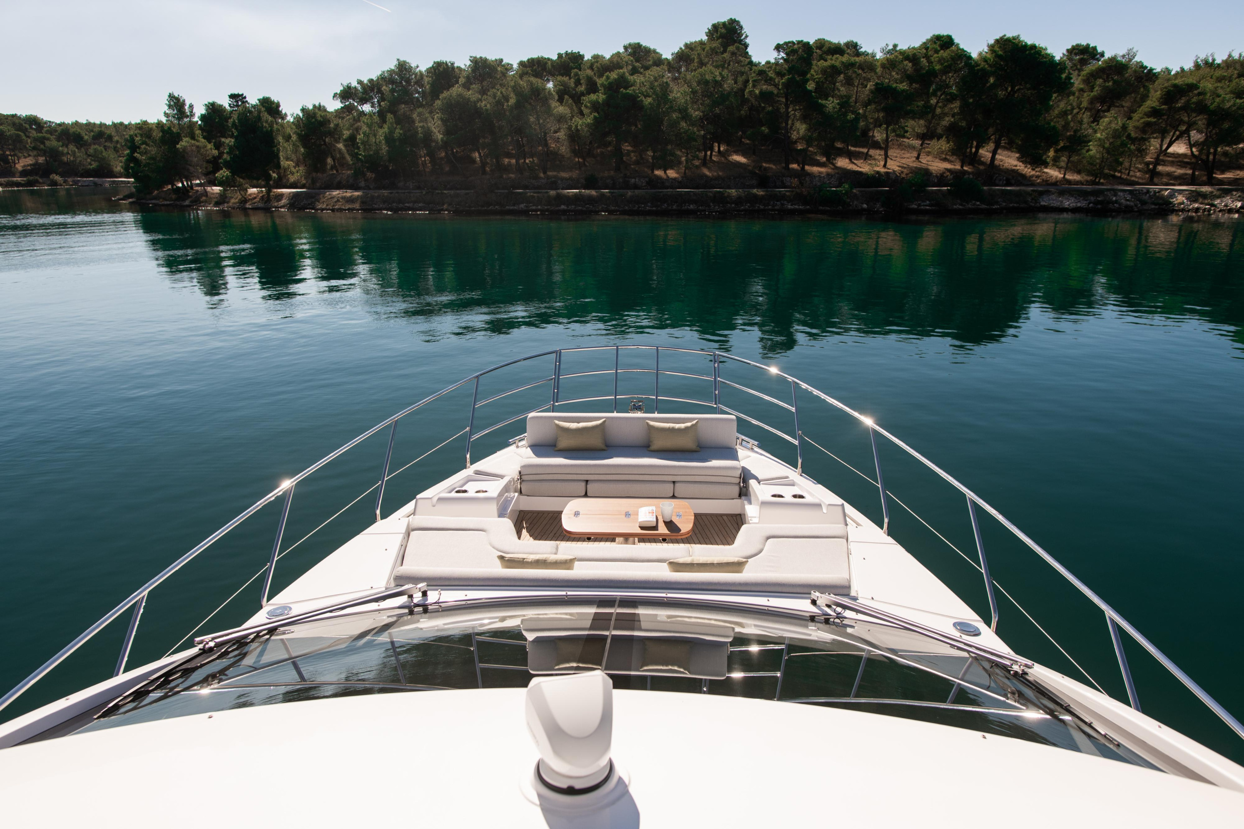 Photo #21 - Azimut 60 Fly (Alibaba) en Sibenik - 17996