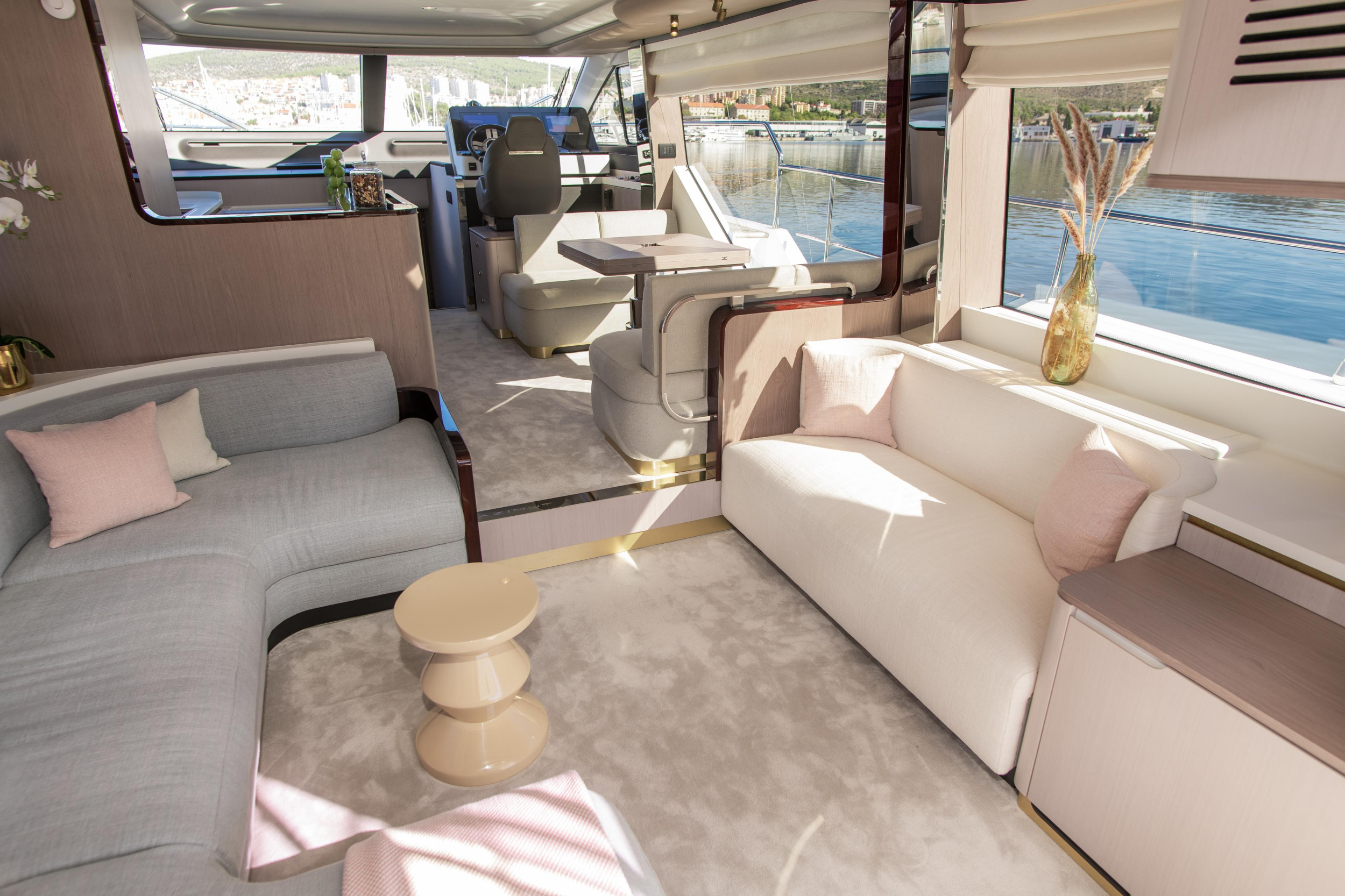 Photo #11 - Azimut 60 Fly (Alibaba) en Sibenik - 17996