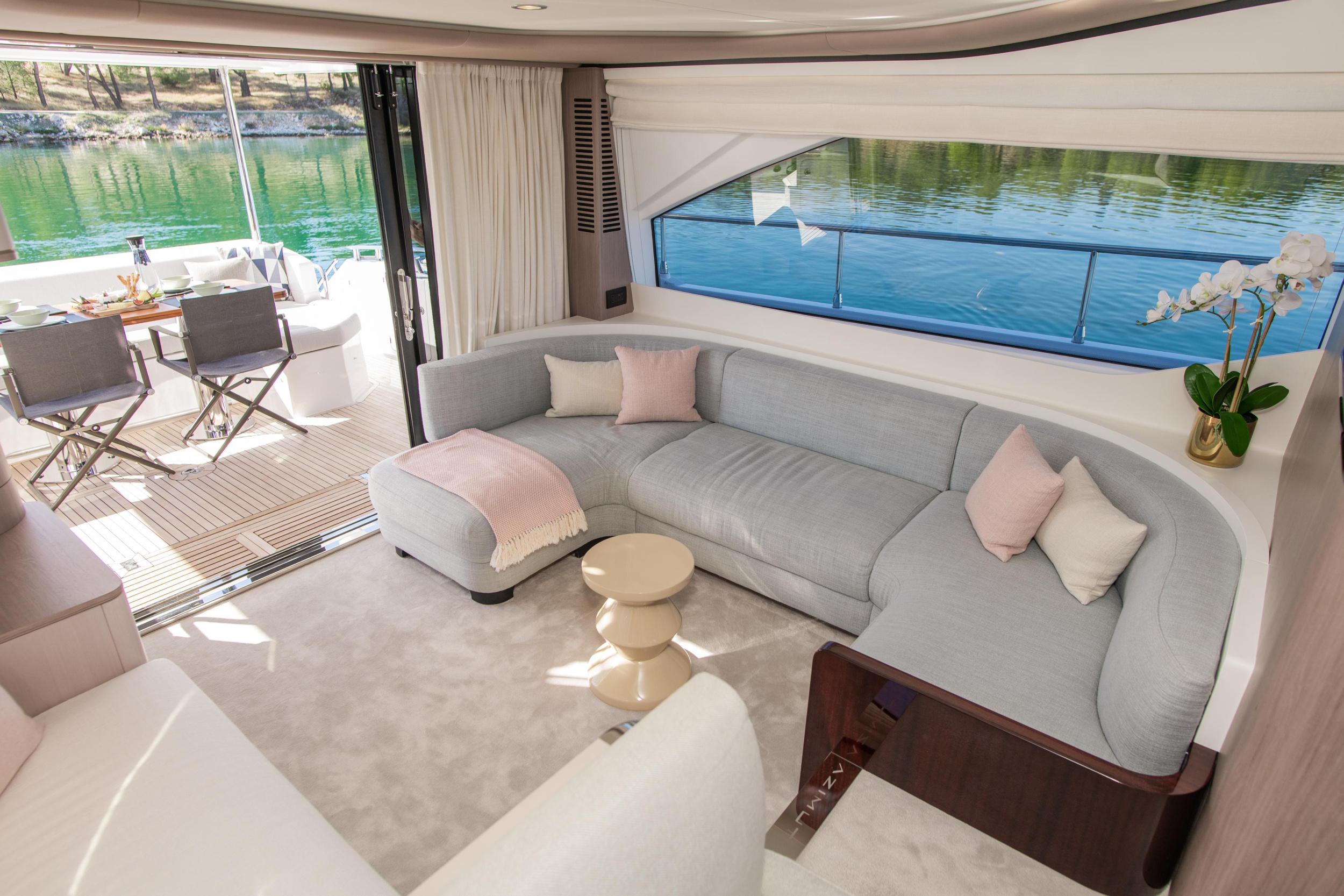 Photo #35 - Azimut 60 Fly (Alibaba) en Sibenik - 17996