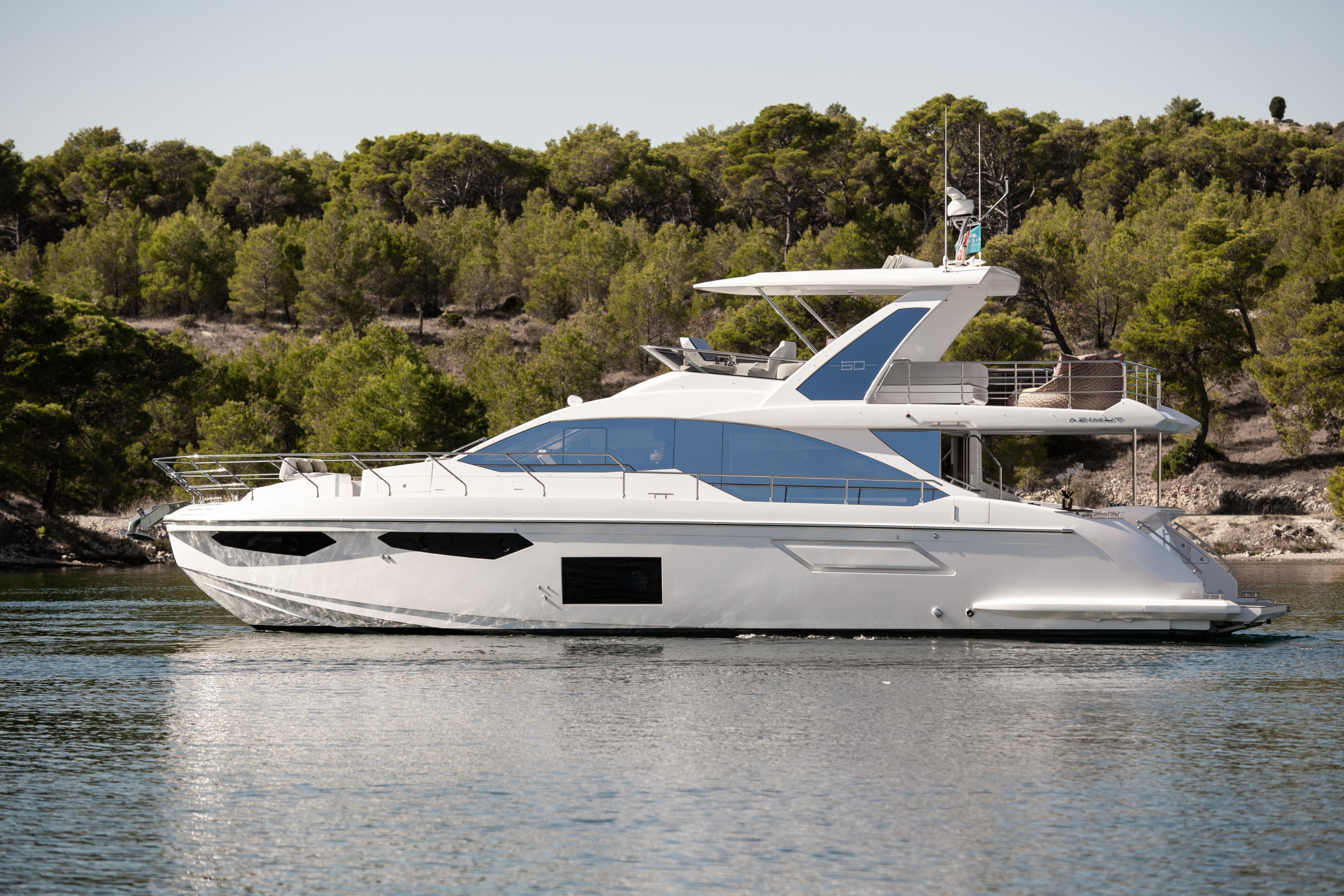 Photo #25 - Azimut 60 Fly (Alibaba) en Sibenik - 17996