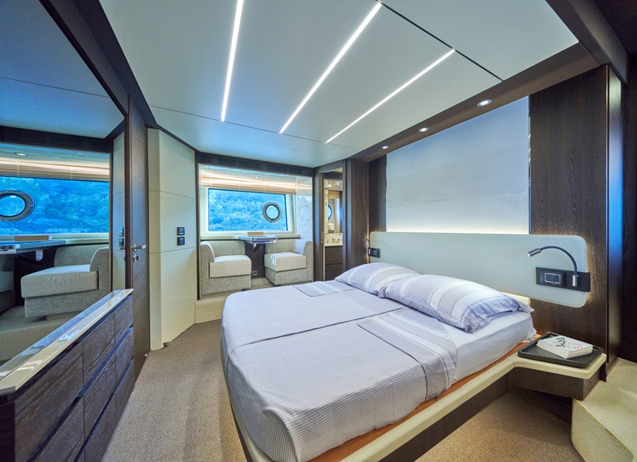 Photo #10 - Azimut 72 (Relax of Croatia) in Sukosan - 17741