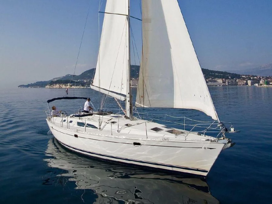 Sun Odyssey 45.2 (Bourlingueur) Main image - 0