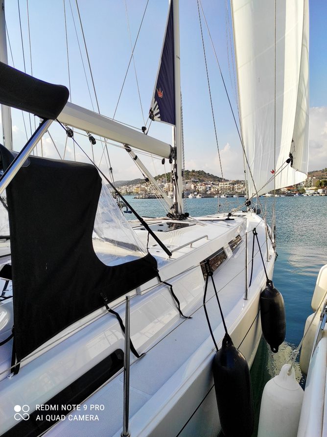 Photo #8 - Hanse 458 (Xristina) en Athènes - 18823