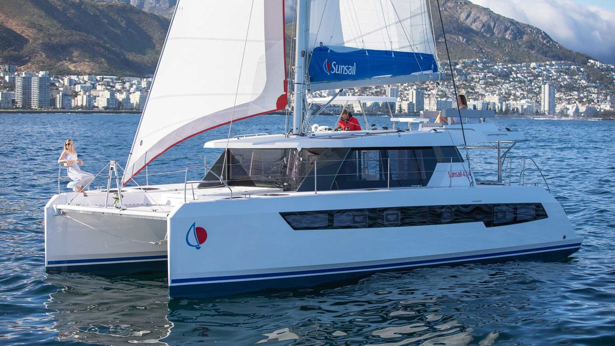 Photo #5 - Sunsail 424 () in Rodney Bay Marina - 17669