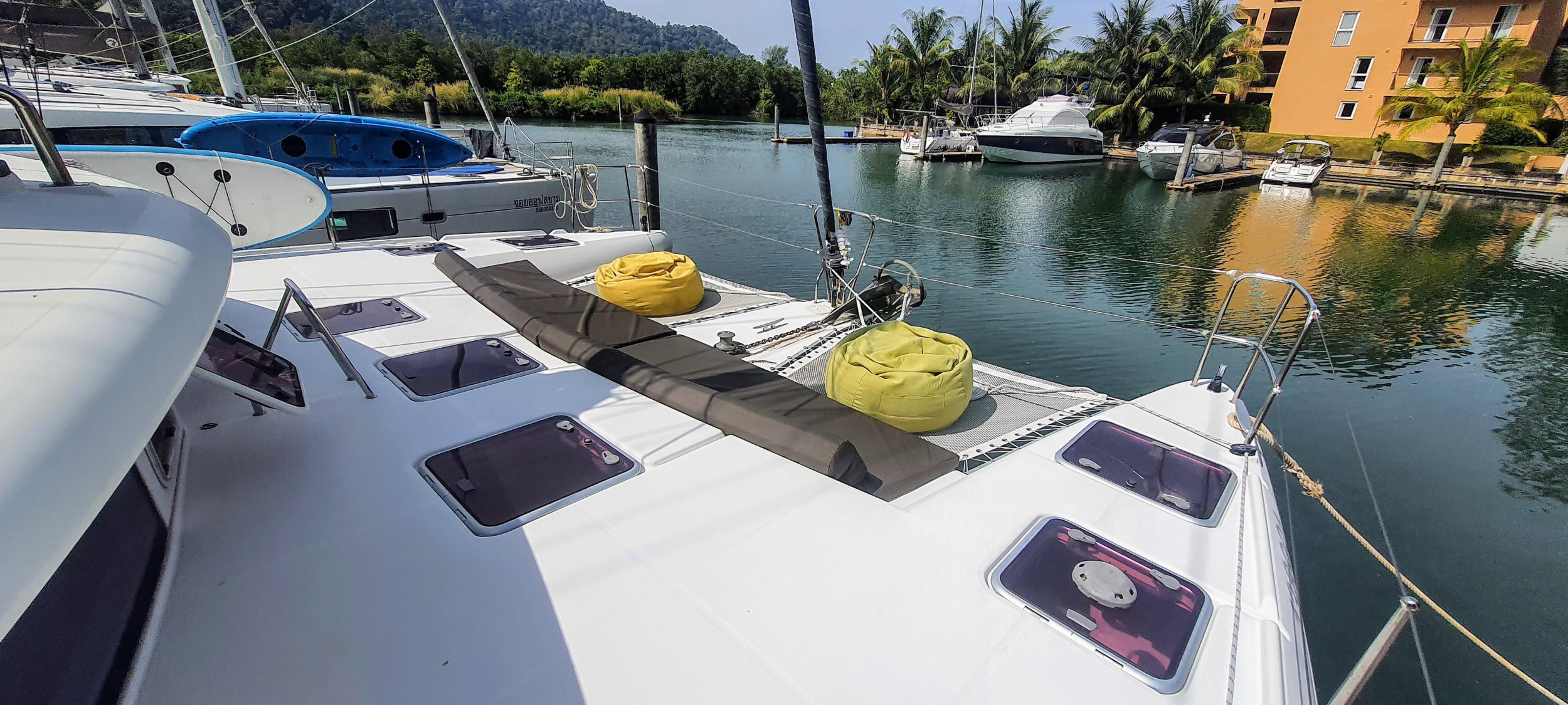 Photo #5 - Lagoon 420 (Exit Strategy) in Koh Chang - 8786