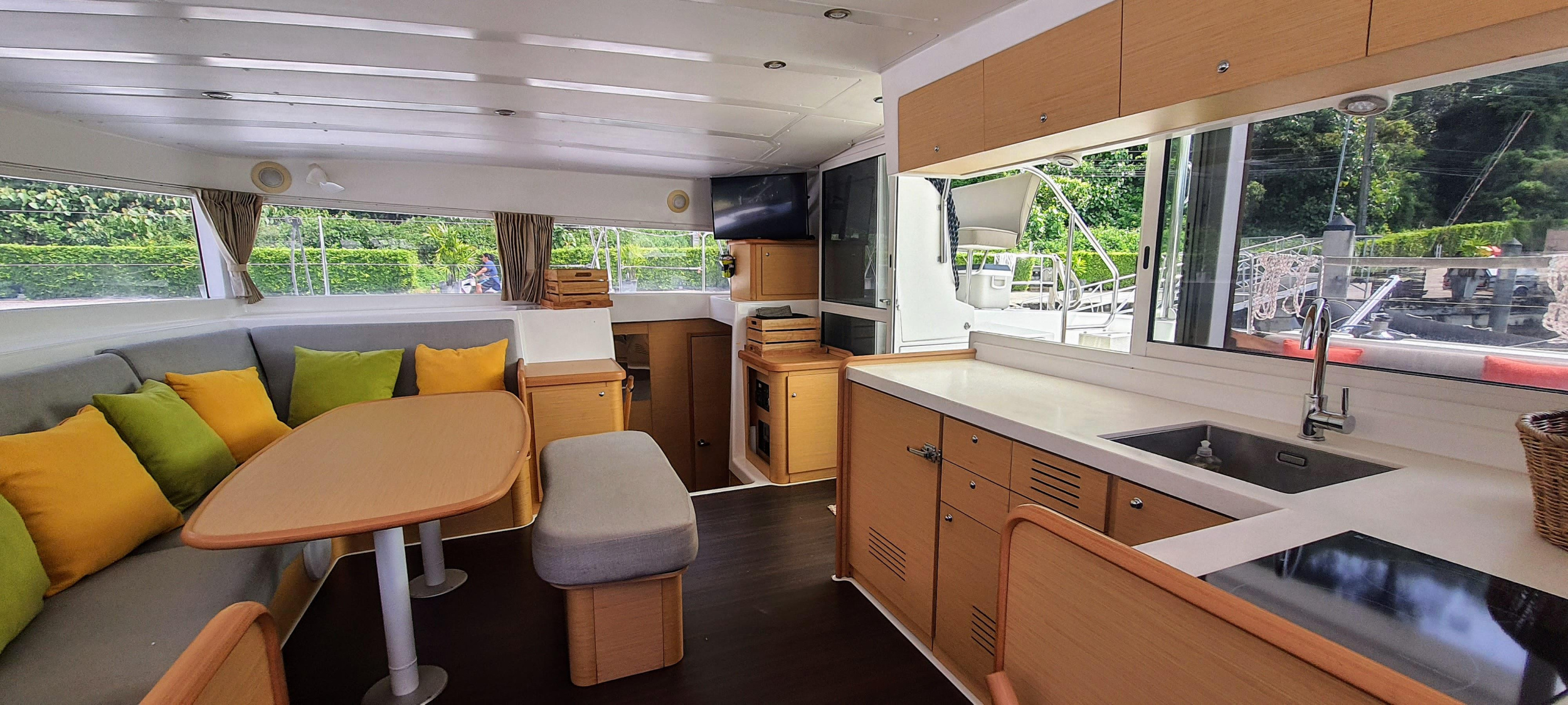 Photo #18 - Lagoon 420 (Exit Strategy) in Koh Chang - 8786