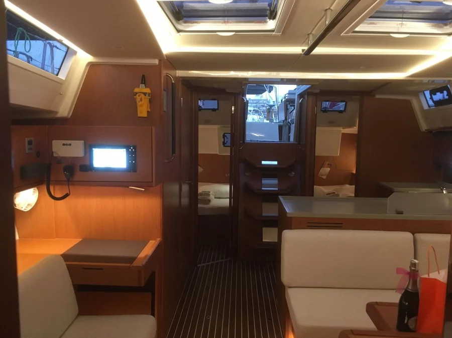 Bavaria C45 Style (Amaryllis) Interior image - 7